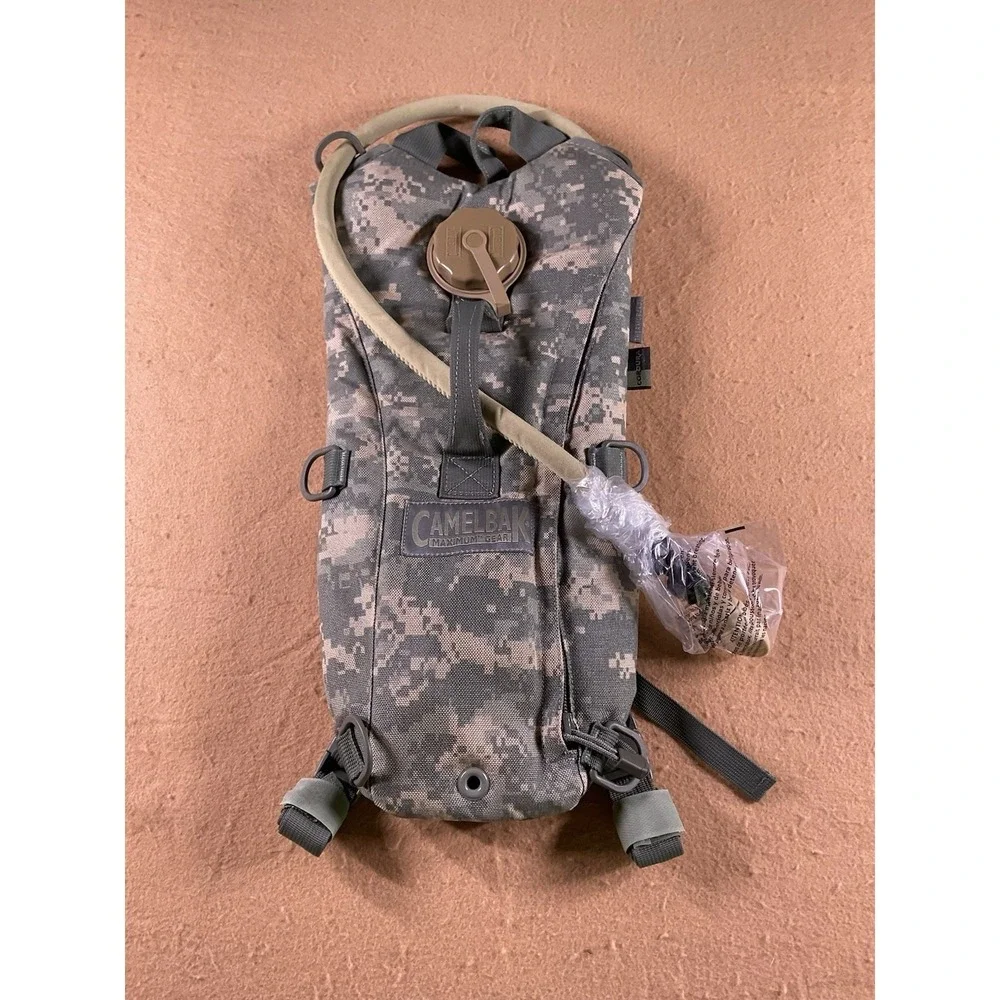 Camelbak Maximum Gear Hydration Backpack Thermobak Camo Military Reservoir New